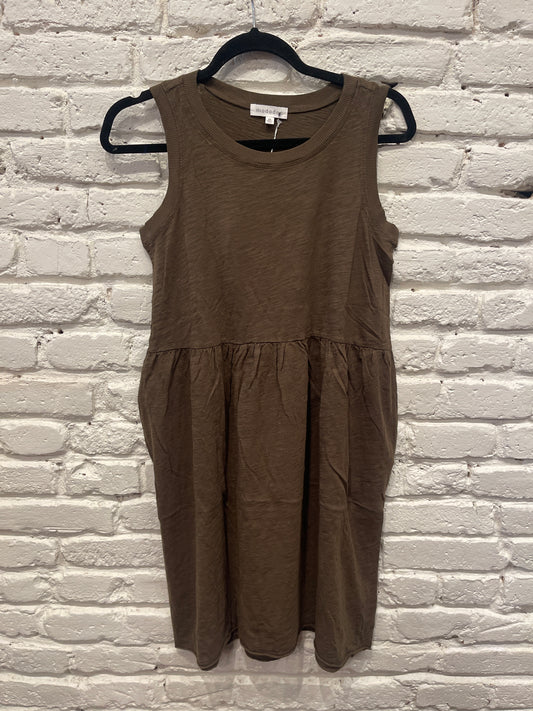 DROP SHIRRED WAIST DRESS FERN