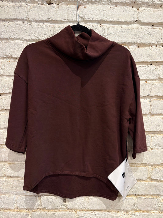 SOL FUNNEL NECK TOP CHOCOLATE