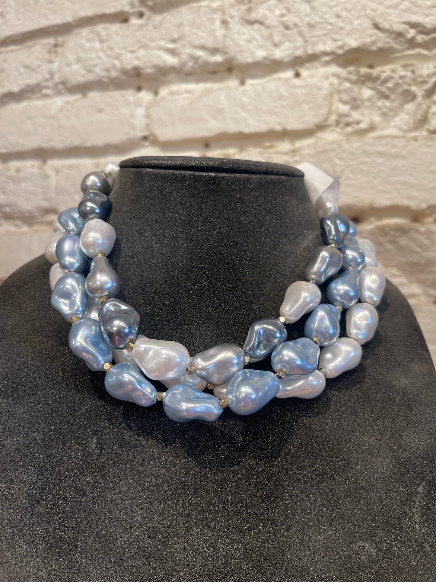 835 NECKLACE