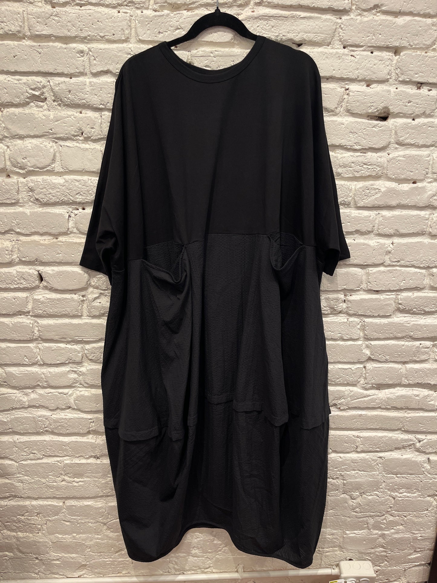MAPLE DRESS B730 BLACK