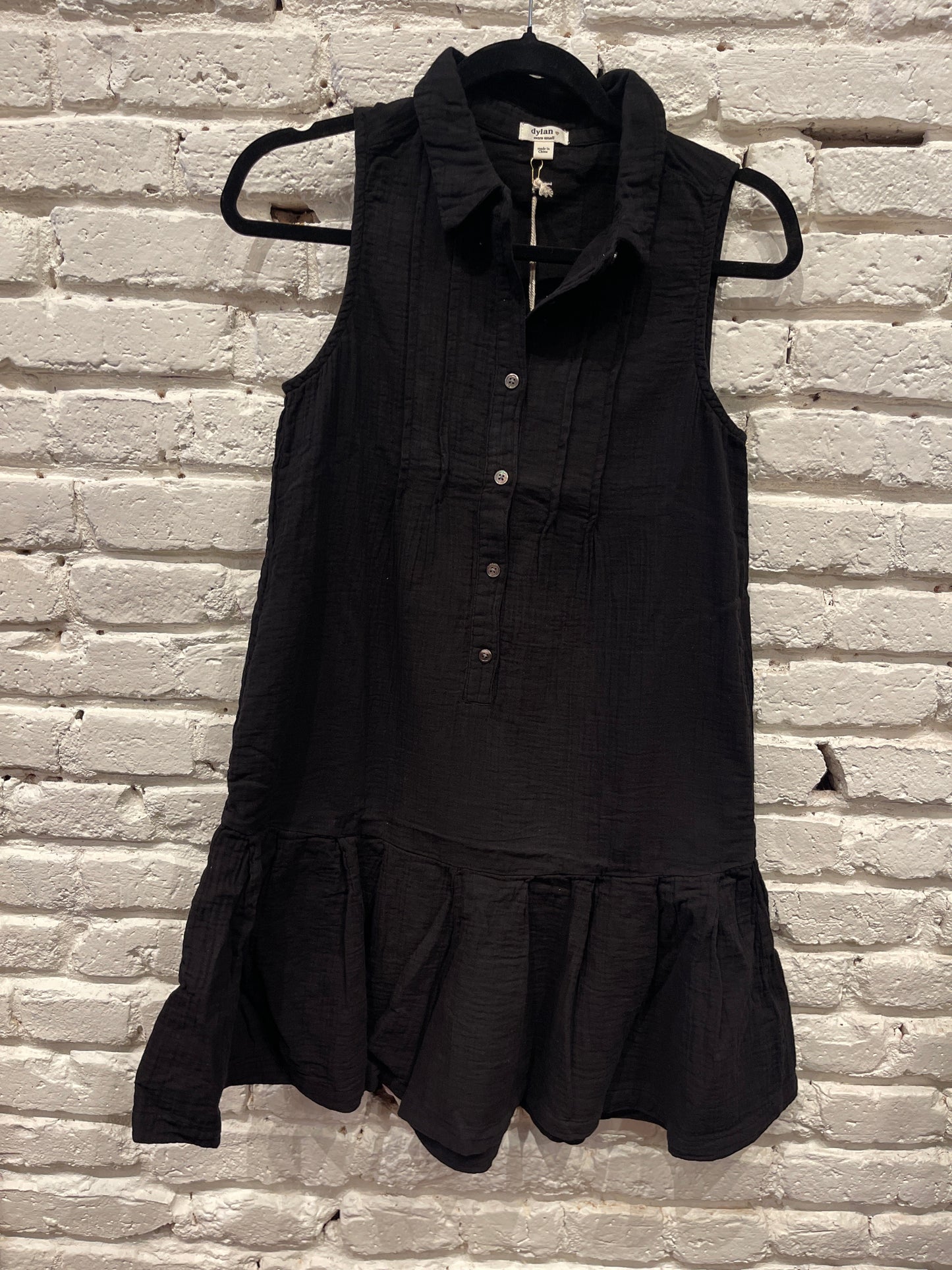 SLEEVELESS ROMPER BLACK