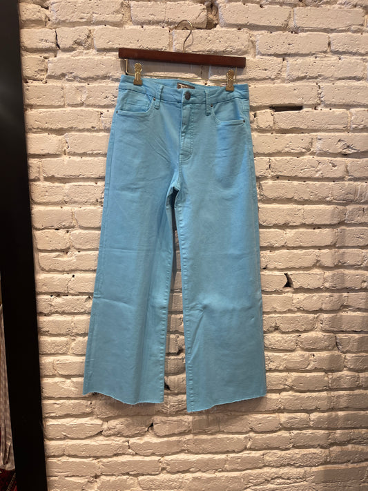 MEG CAPRI BLUE