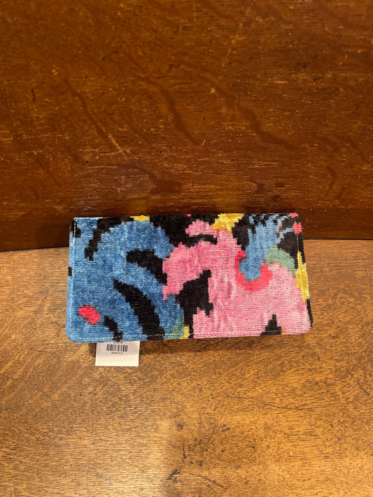 STRAP CLUTCH ATTITUDE