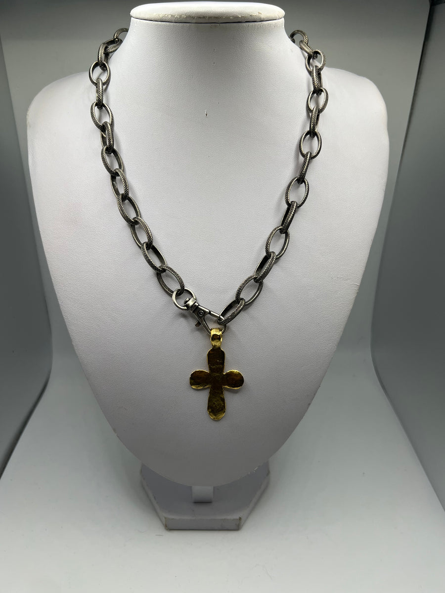ETCHED CHAIN W/ LONG TAIL CROSS 8420CR