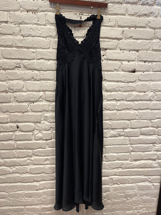PETAL PARTY MIDI / BLACK