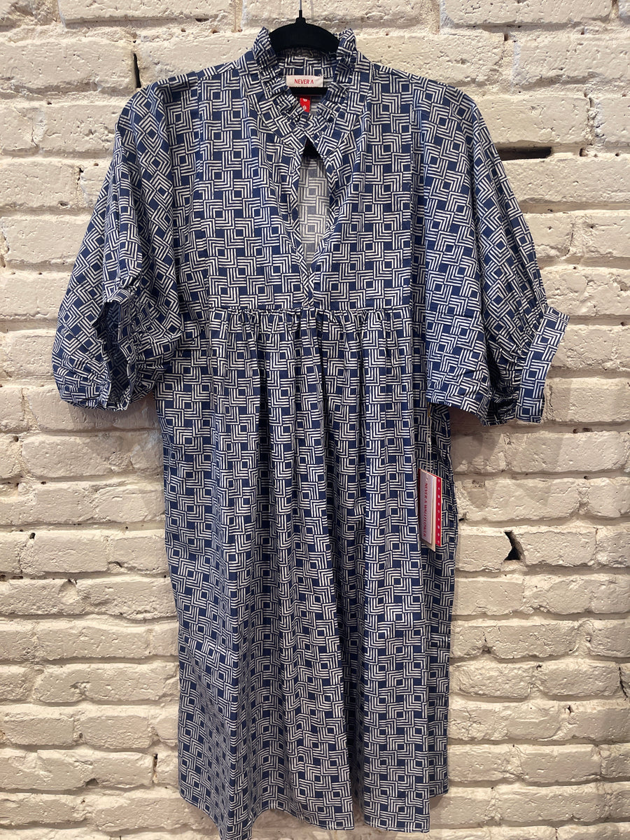 HIGH NECK DRESS NAVY SQUARES