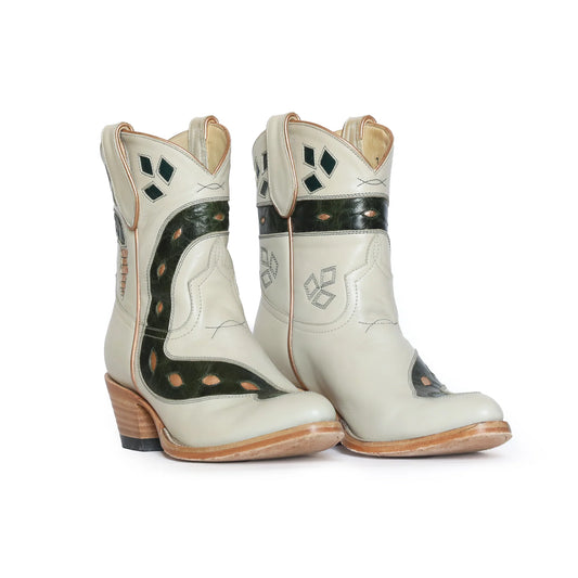 CREAM SNEAKY SNAKE BOOT