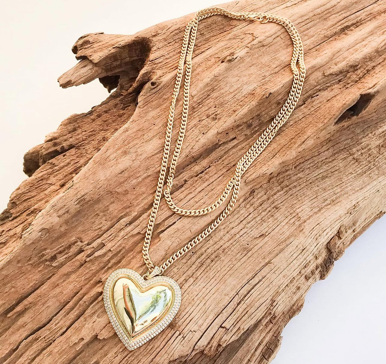 METAL HEART LONG CURB CHAIN 8110CH