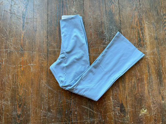 FAUX LEATHER CROPPED FLARE VINTAGE BLUE