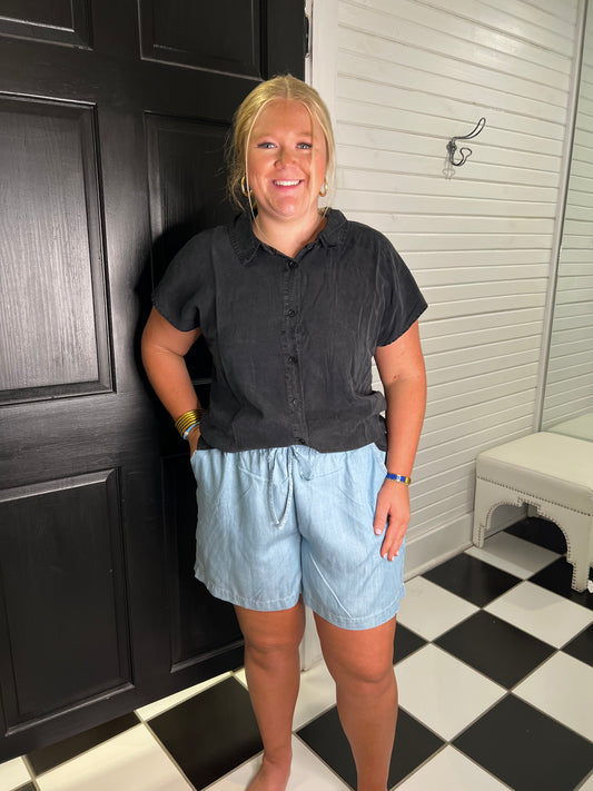 CHAMBRAY ALL DAY SHORT