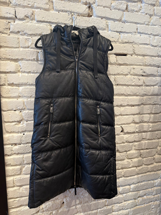 LONG PUFFER BLACK LEATHER VEST