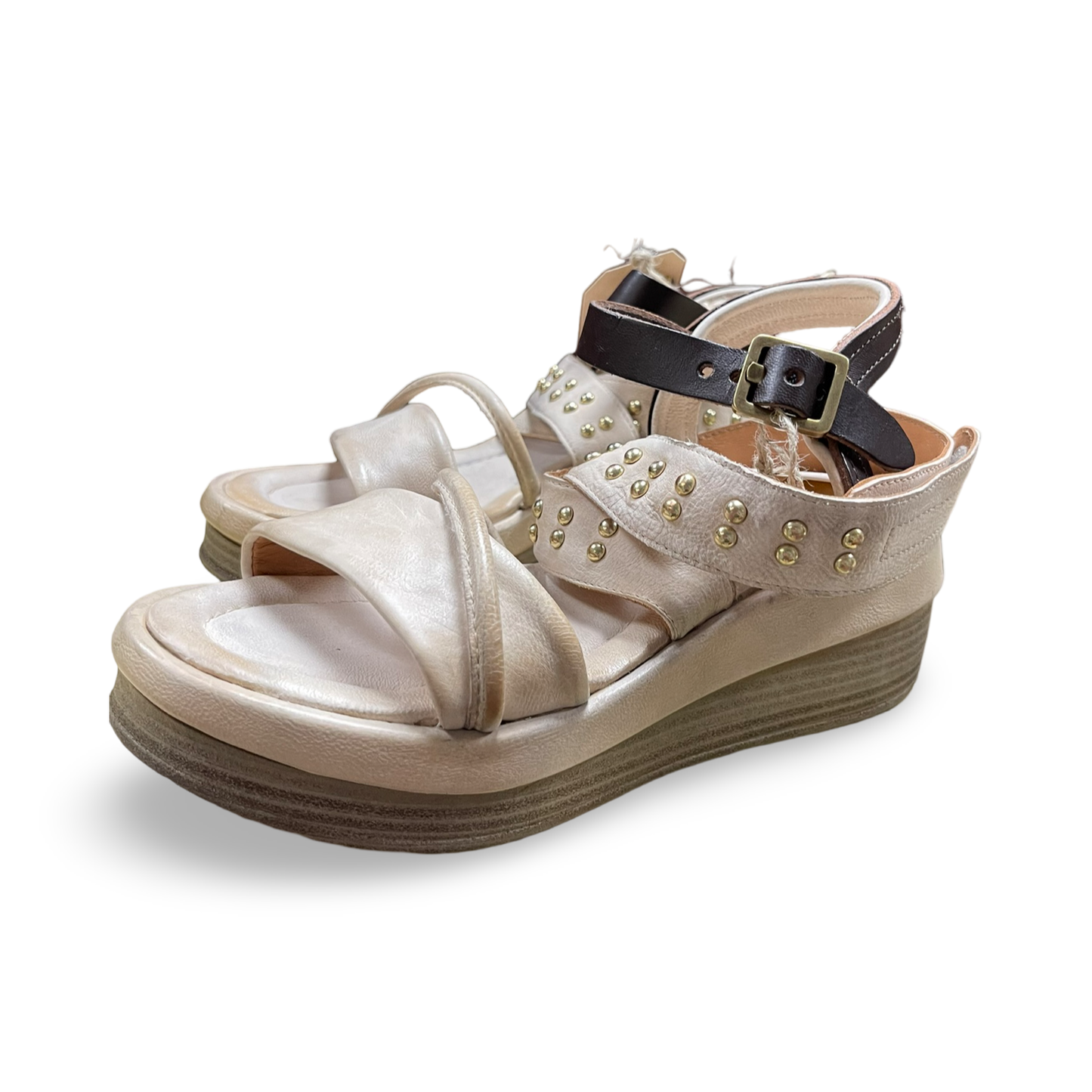 SHILOH BEIGE