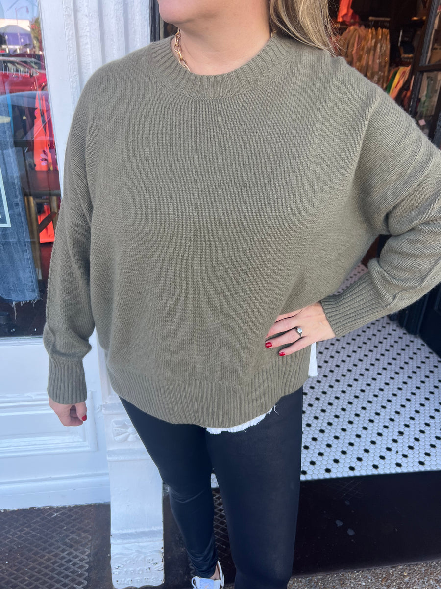 CREW BOYFRIEND CASHMERE SWEATER