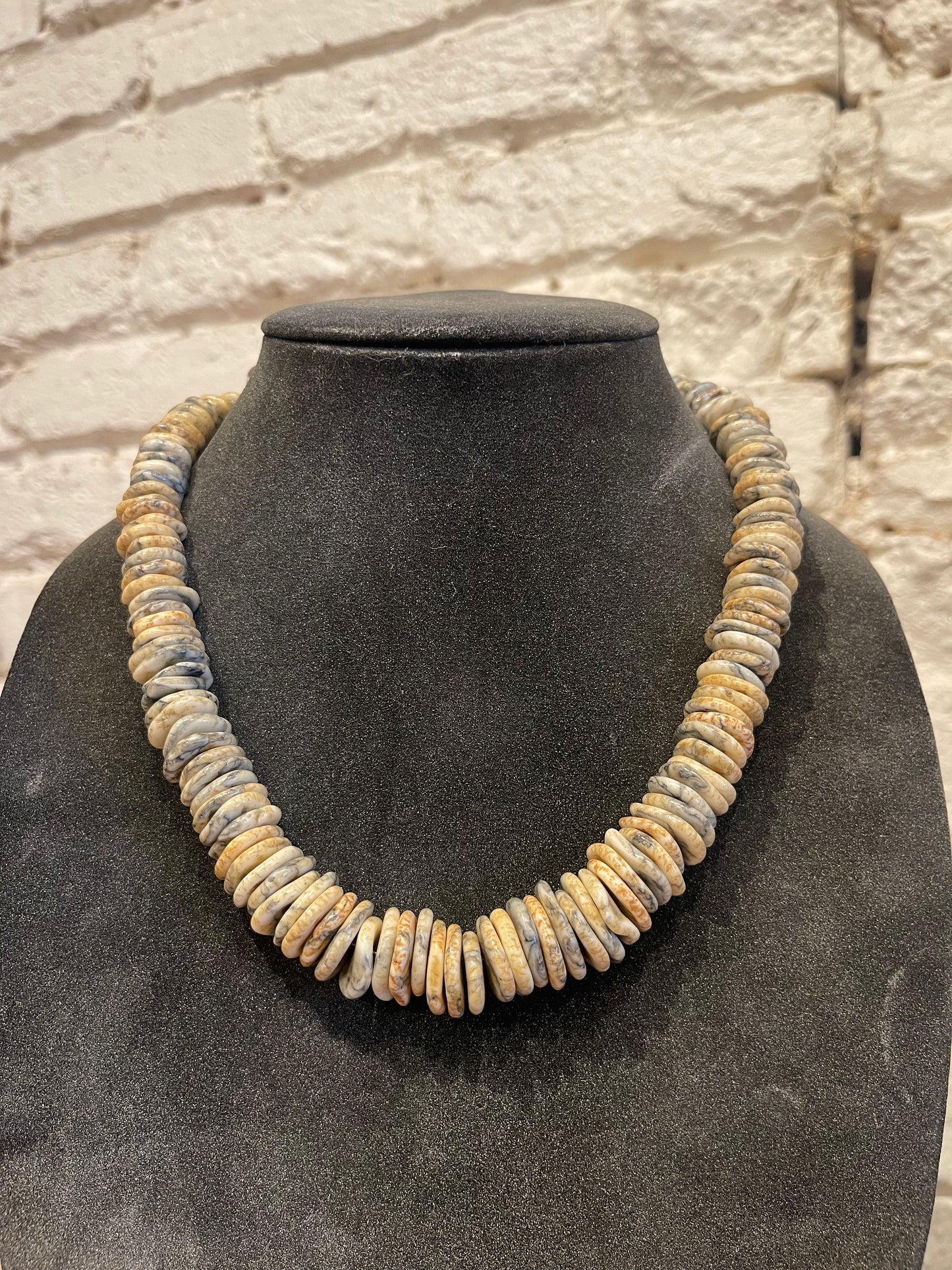 8775 GEMSTONE HEISHI