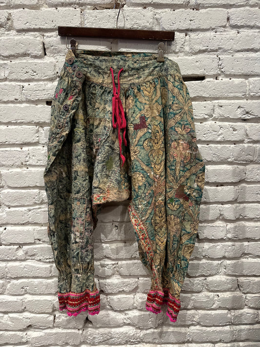 BLOOMERS 239 KENDARI