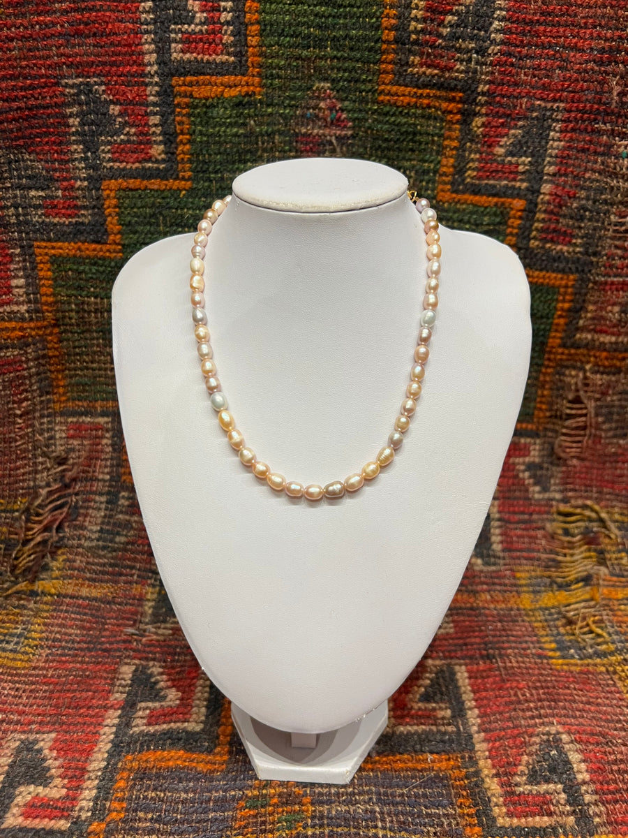 18" SMALL PEARL NECKLACE 8013S
