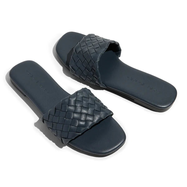 NATHALIE NAVY SANDAL