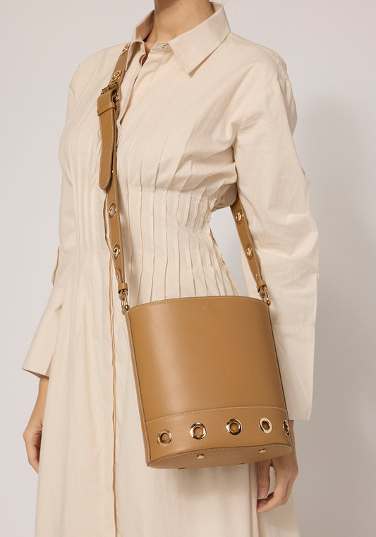 ROCHELLE CARAMEL BUCKET BAG