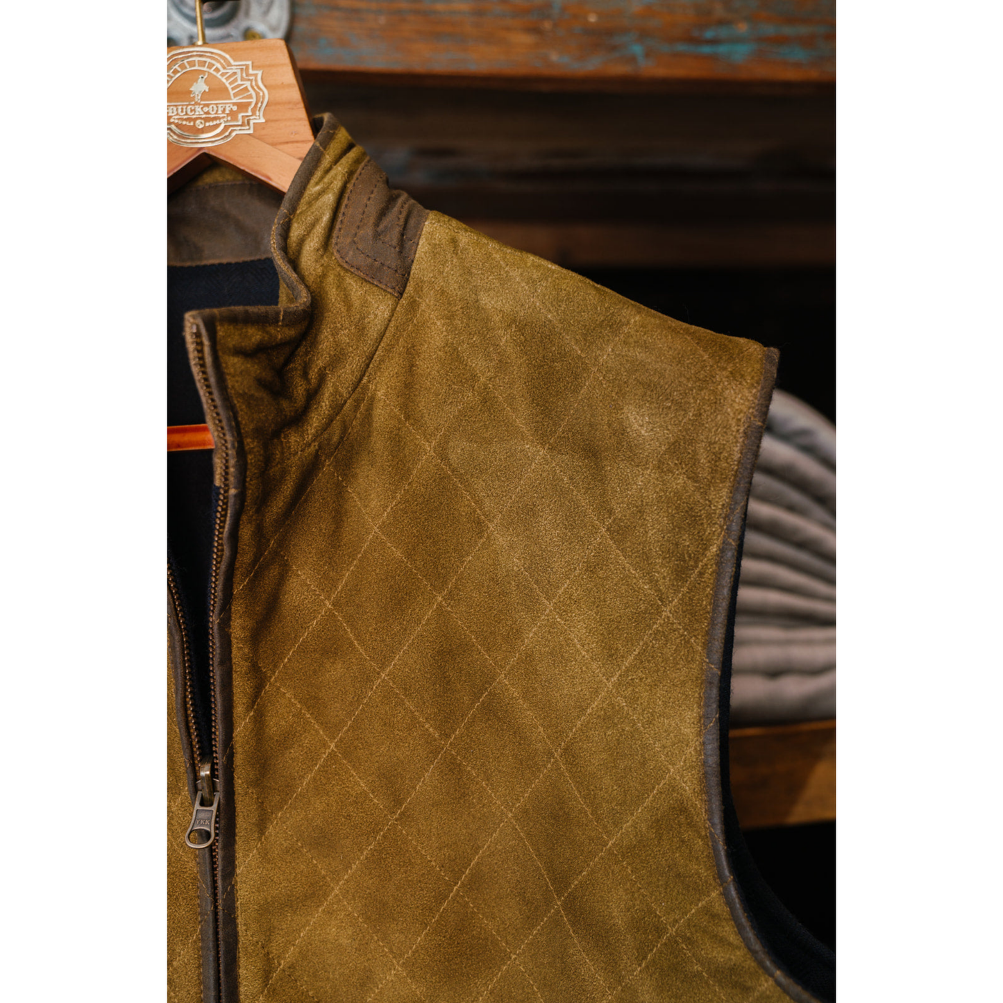 Trimmed Leather Diamond Quilt Reversible Vest (Olive/Blue)