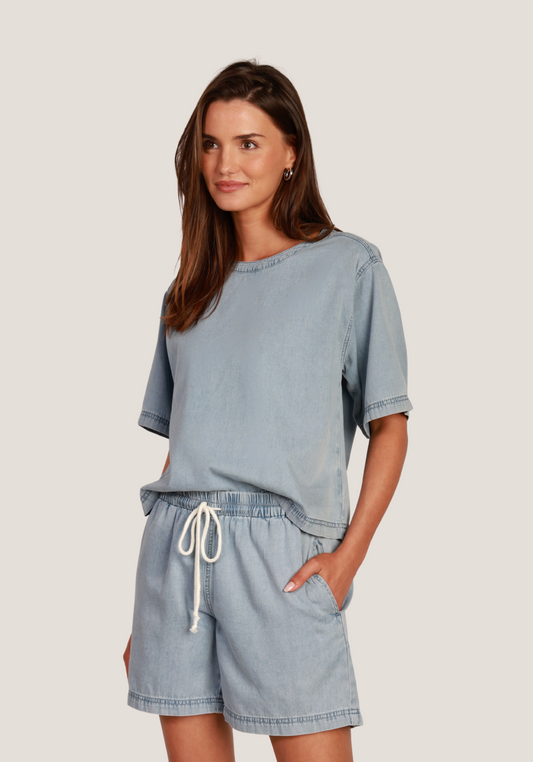 EVERYDAY DENIM SHORT